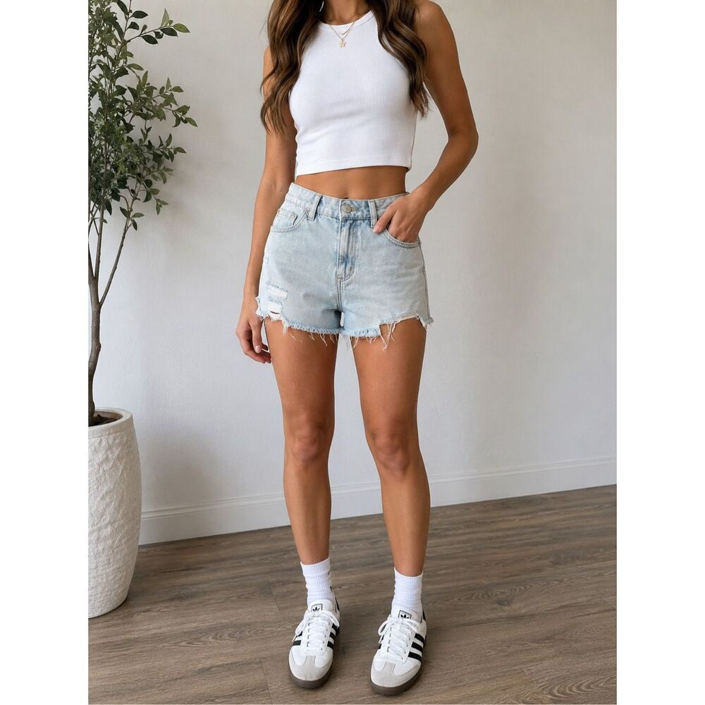Garage Denim Vintage Cut Off Shorts Size 1/25 Light Wash Distressed Y2K